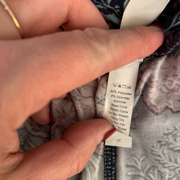 Lularoe floral leggings - size T/C (size 12-22) - Picture 3 of 6